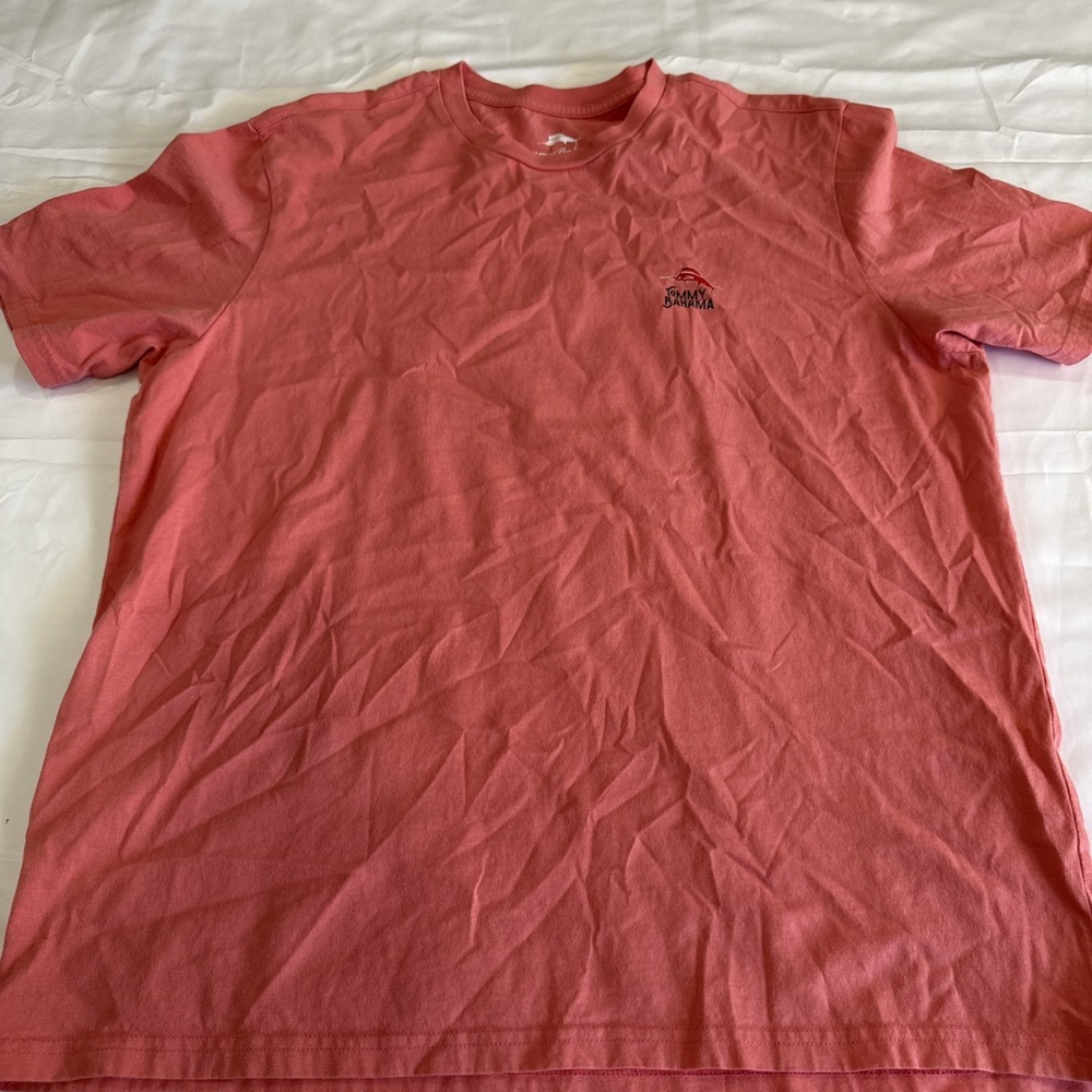 Tommy Bahama Men's Tee Shirt Medium 4 Pour Of A Kind Peach Color